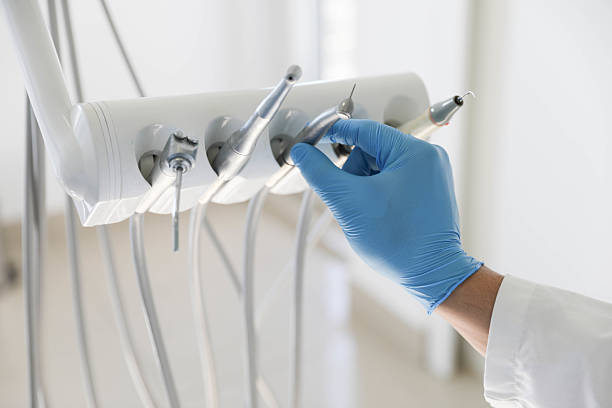 Professional Emergency Dentist technician working in Estero, FL